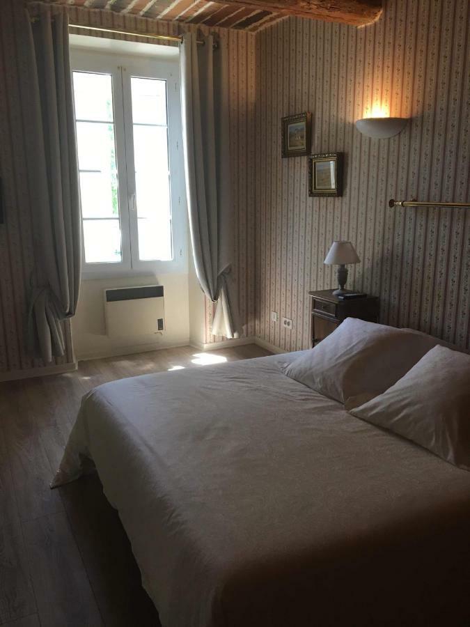 Le Cheval Blanc Bed & Breakfast La Bastide-des-Jourdans Exterior photo